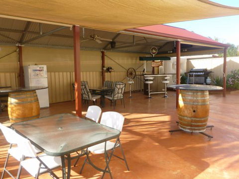 Country Cottages B&B - Perth Resorts 2