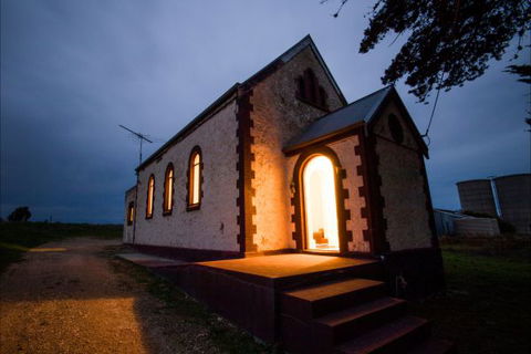 Lakeside Chapel Meningie - Accommodation Perth 0