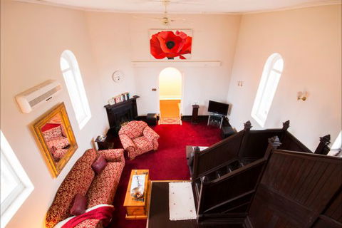 Lakeside Chapel Meningie - Accommodation Perth 6