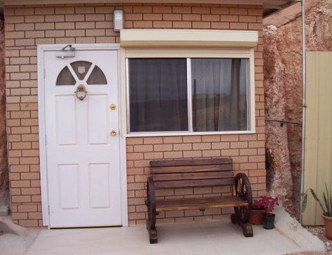 Potch & Colour - Accommodation Perth 3