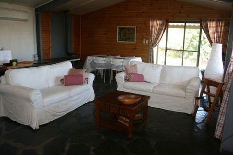 Weemilah Bed And Breakfast - Accommodation Perth 2