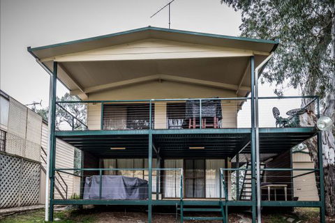 River Shack Rentals - Living The Dream - Accommodation Perth 2