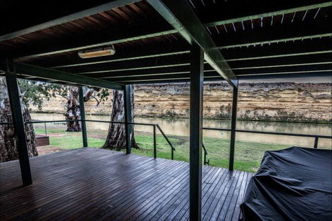 River Shack Rentals - Living The Dream - Accommodation Perth 7