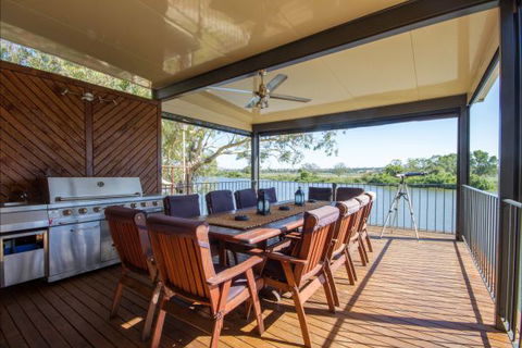 River Shack Rentals - Living The Dream - Accommodation Perth 48