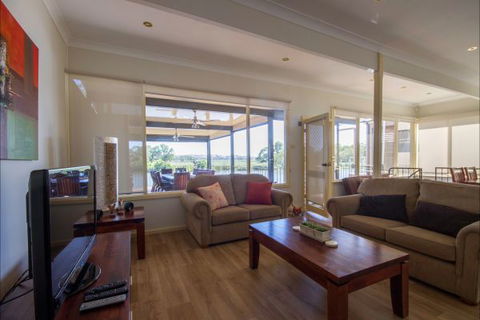 River Shack Rentals - Living The Dream - Accommodation Perth 51
