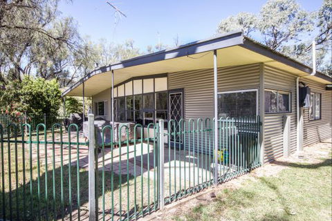 River Shack Rentals - Living The Dream - Accommodation Perth 106