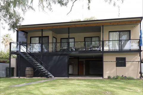 River Shack Rentals - Living The Dream - Accommodation Perth 36