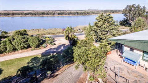 River Shack Rentals - Living The Dream - Accommodation Perth 63