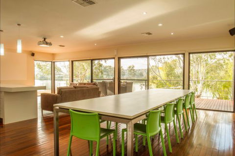 River Shack Rentals - Living The Dream - Accommodation Perth 128