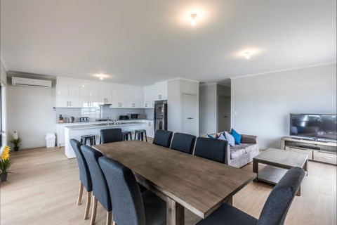 River Shack Rentals - Living The Dream - Accommodation Perth 90