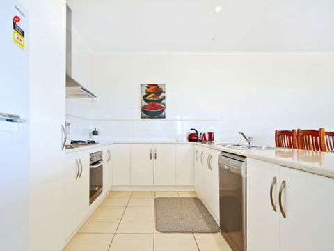 Century 21 SouthCoast: Bayside - Accommodation Perth 3
