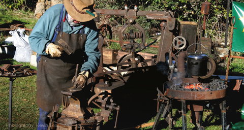 Eastern Dandenong Ranges Visitor Information Centre - Perth Resorts 14