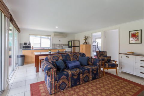 River Shack Rentals - Living The Dream - Accommodation Perth 11
