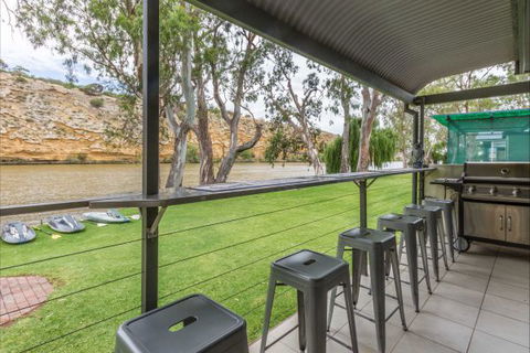 River Shack Rentals - Living The Dream - Accommodation Perth 14