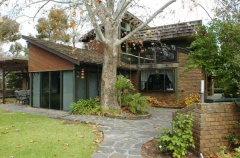 Trenberth House - Accommodation Perth 0