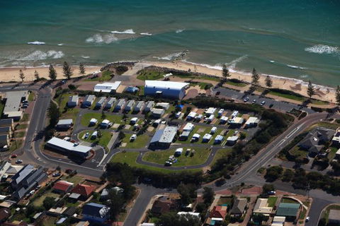 Christies Beach Tourist Park - Accommodation Perth 1