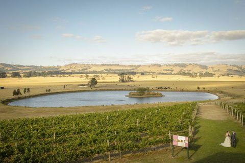 Grange Cleveland Winery Retreat - Accommodation Perth 4
