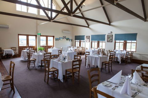 Grange Cleveland Winery Retreat - Accommodation Perth 7