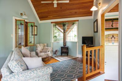 Oak Tree Lodge - Accommodation Perth 8