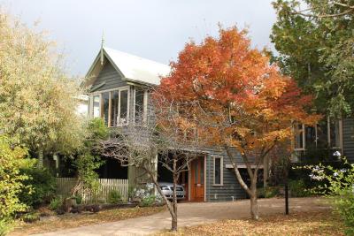 Oak Tree Lodge - Accommodation Perth 9