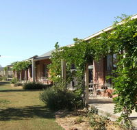 Overflow Cottages - Accommodation Perth