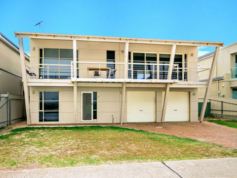 Century 21 SouthCoast: Salt - Accommodation Perth 0