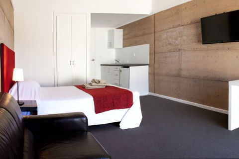 Crossroads Ecomotel - Accommodation Perth 5