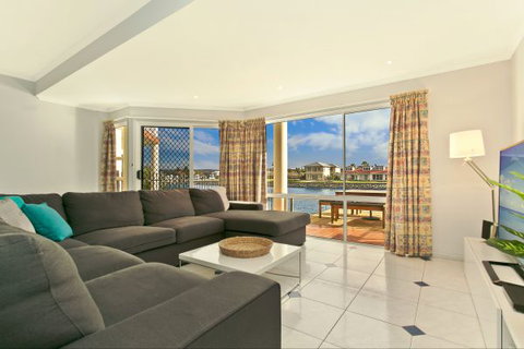 SALT Waterfront Apartment - Accommodation Perth 0