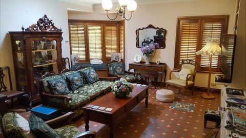 Cascades Manor - Accommodation Perth 5