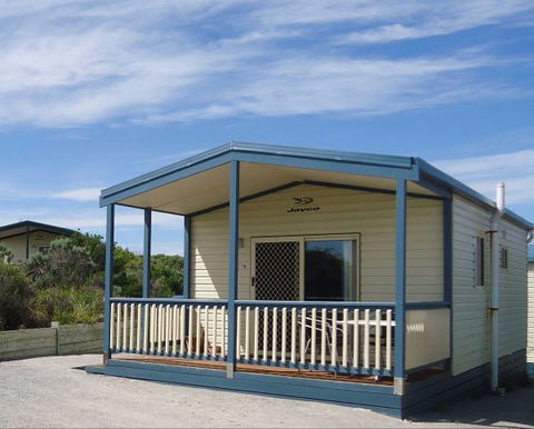 Elliston Waterloo Bay Tourist Park - Accommodation Perth 2