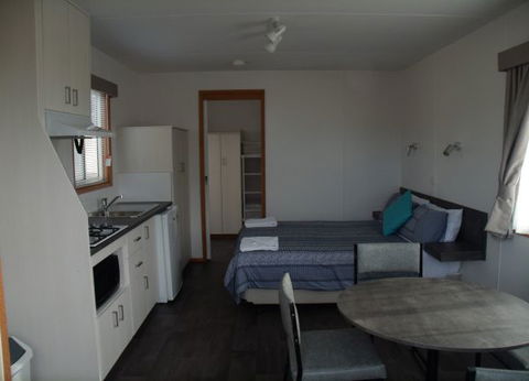Lake Colac Caravan Park - Accommodation Perth 5