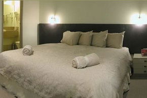 Astra  - Accommodation Perth 5