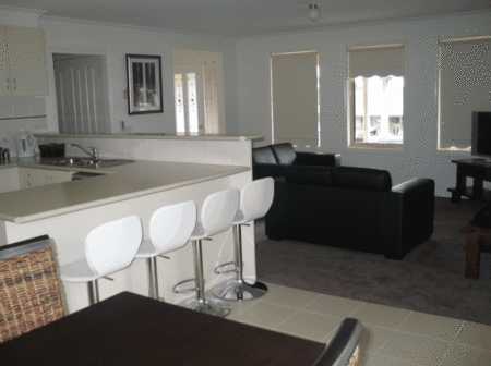 Baronga Motor Inn - thumb 2