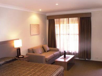 Parkes Int Motor Inn - Accommodation Perth 4