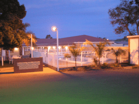 Charles Rasp Motor Inn and Cottages - Accommodation Perth