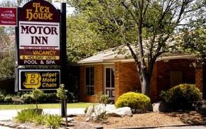 Tea House Motor Inn - Perth Resorts 0