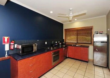 Portside Executive Apartments - Accommodation Perth 3
