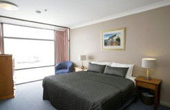 Man From Snowy River Hotel - Accommodation Perth 0
