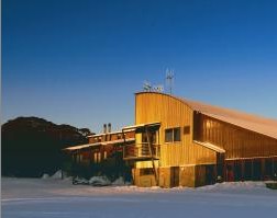 The Stables Resort - Accommodation Perth 0