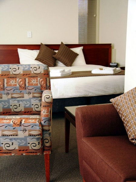 Strath Motel - Accommodation Perth 1