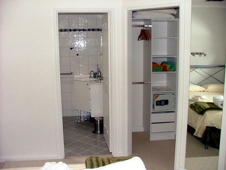 Tasman Beachside Apartments - Perth Resorts 1