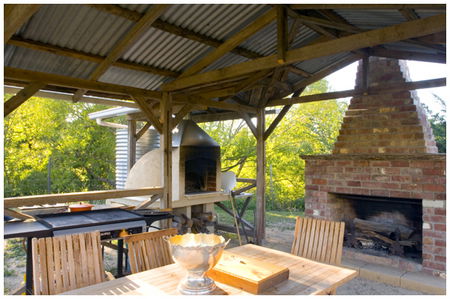 Armytage House - Accommodation Perth 1