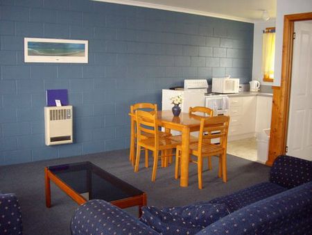 Castaway Holiday Apartments - Accommodation Perth 2