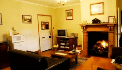 Crabtree House Heritage Suites - Accommodation Perth
