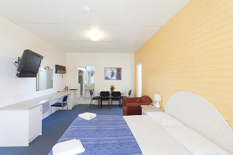 Statesman Motor Inn - Accommodation Perth 1