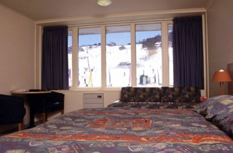 Perisher Valley Hotel - Accommodation Perth 0