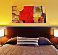 Governor Macquarie Motor Inn - Perth Resorts