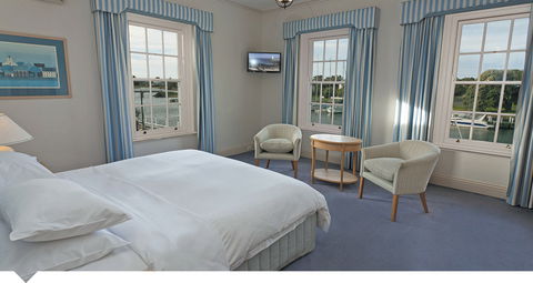 Oscars Waterfront Boutique Hotel - Accommodation Perth 1