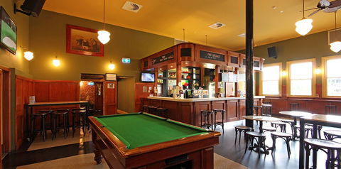 Fed On Semaphore - Accommodation Perth 3