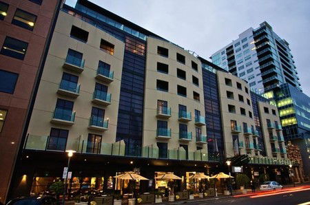 Mantra Hindmarsh Square - Accommodation Perth 0